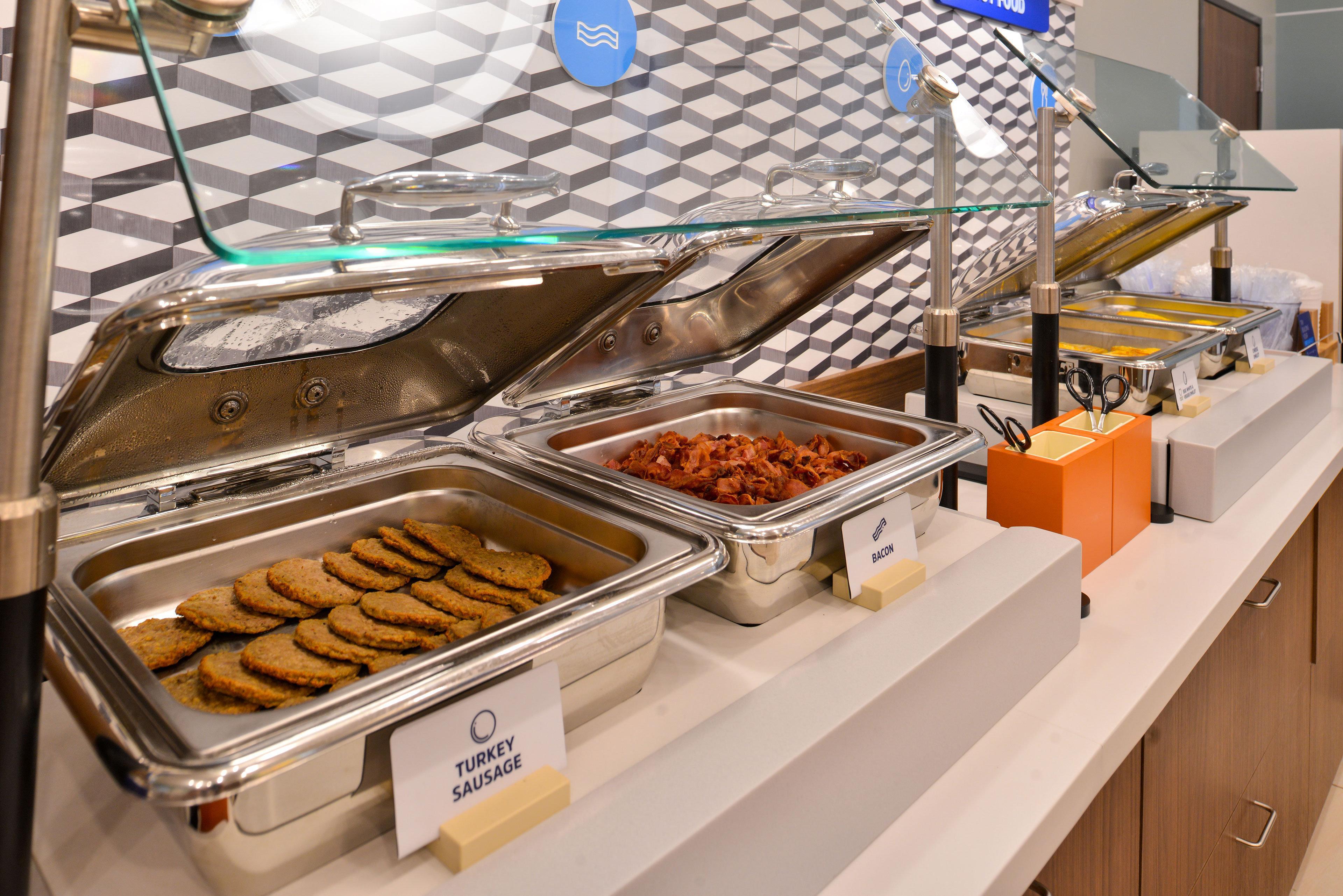 Holiday Inn Express Deforest By Ihg Buitenkant foto