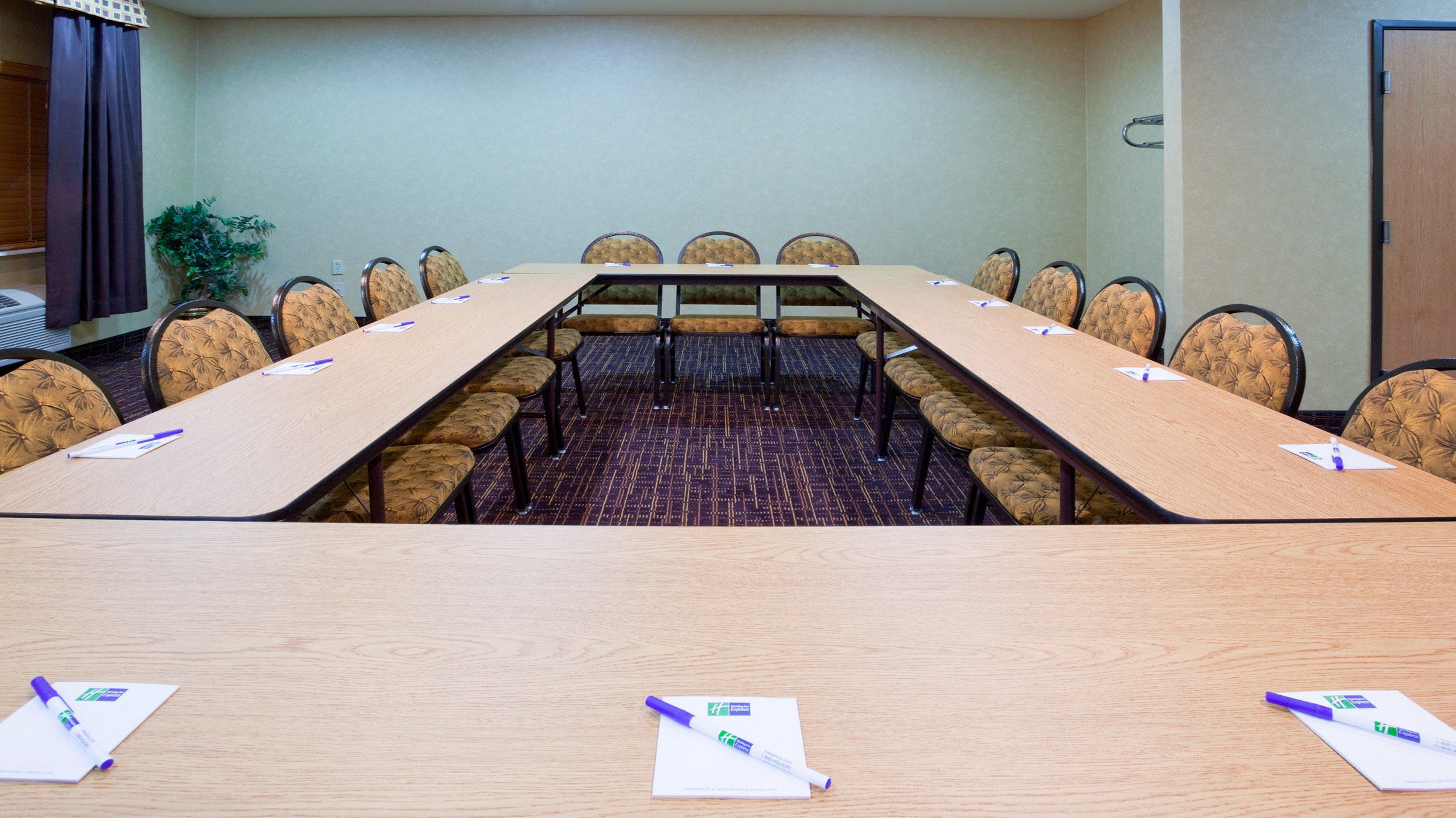 Holiday Inn Express Deforest By Ihg Buitenkant foto