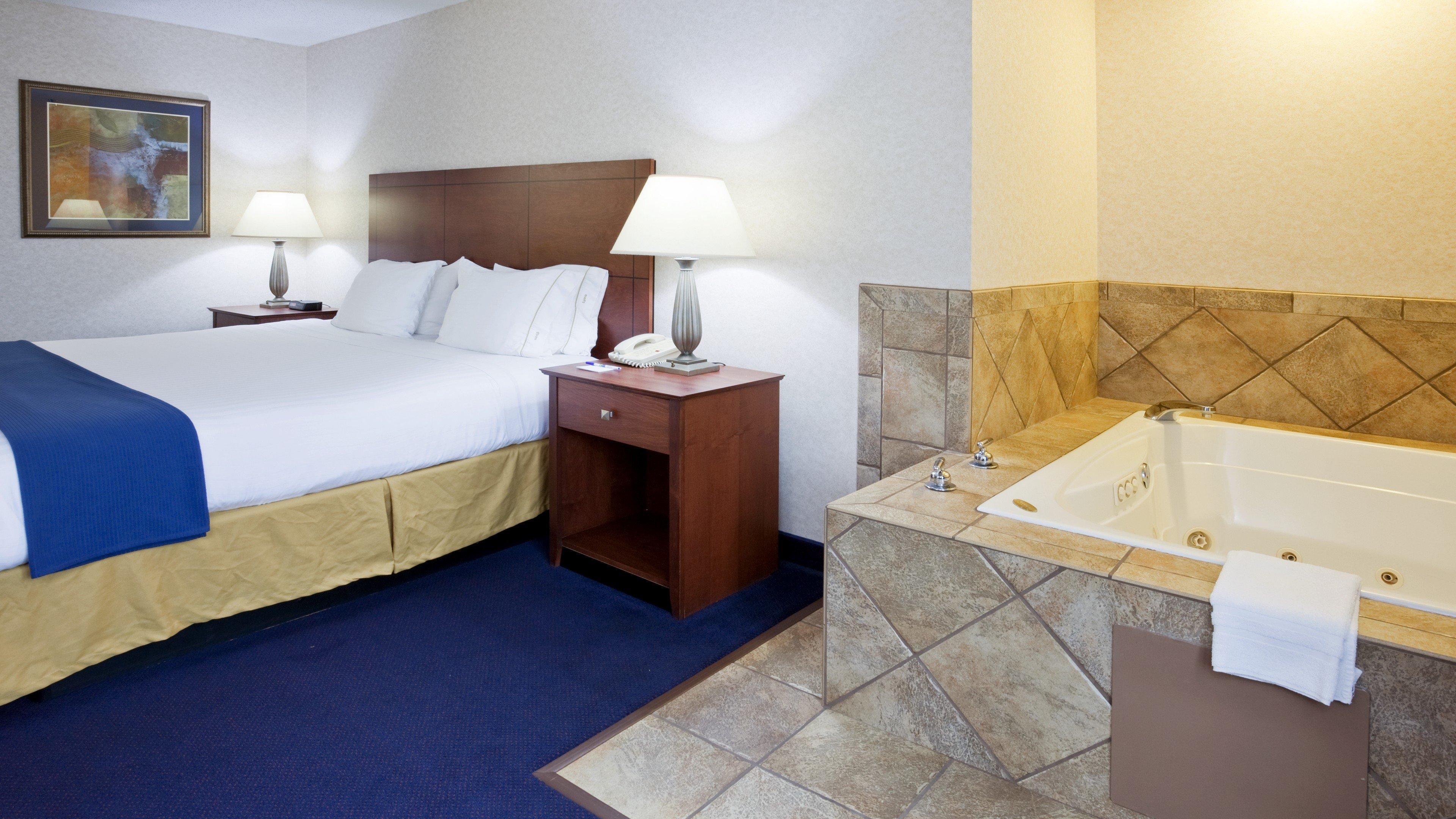 Holiday Inn Express Deforest By Ihg Buitenkant foto