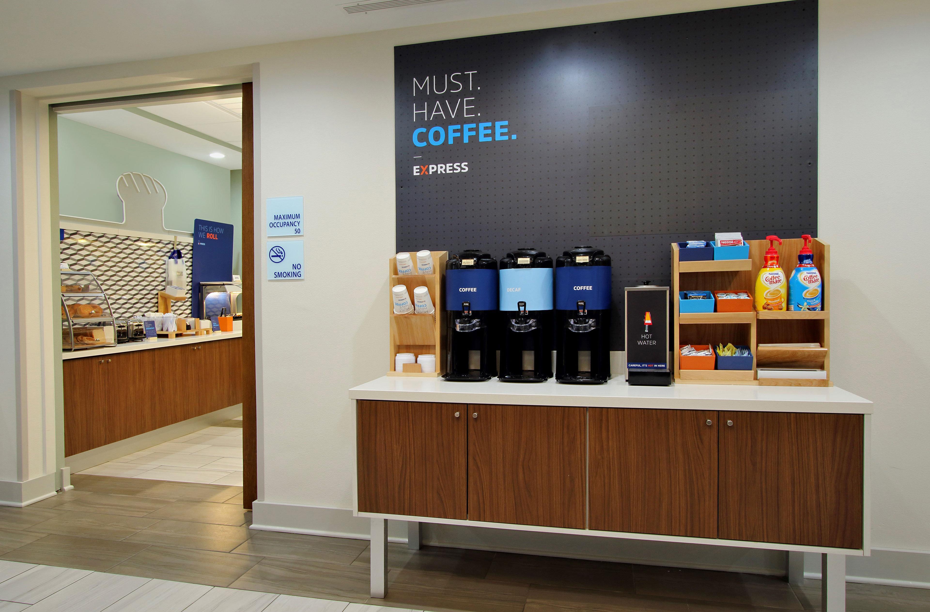 Holiday Inn Express Deforest By Ihg Buitenkant foto
